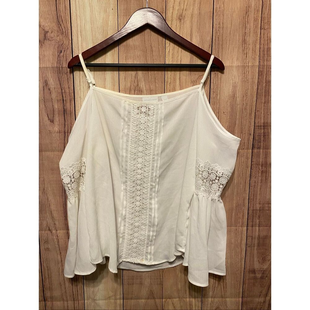 New York & Company NY&Co Large lace White Boho Cold Shoulder Top shirt women’s